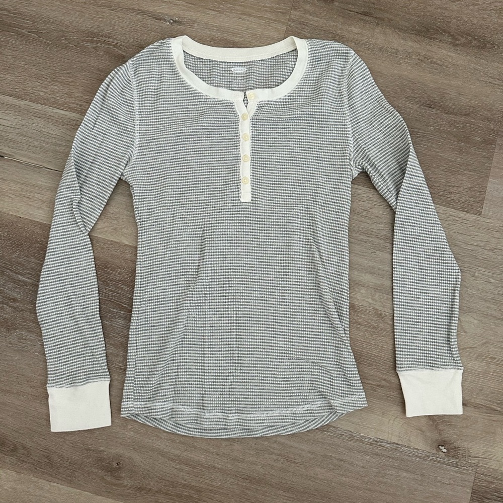 Old Navy Gray and White Striped Henley